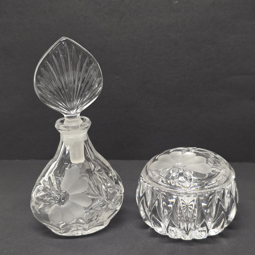 VTG PRINCESS HOUSE HERITAGE CRYSTAL DAISY VANITY SET PERFUME BOTTLE TRINKET BOX